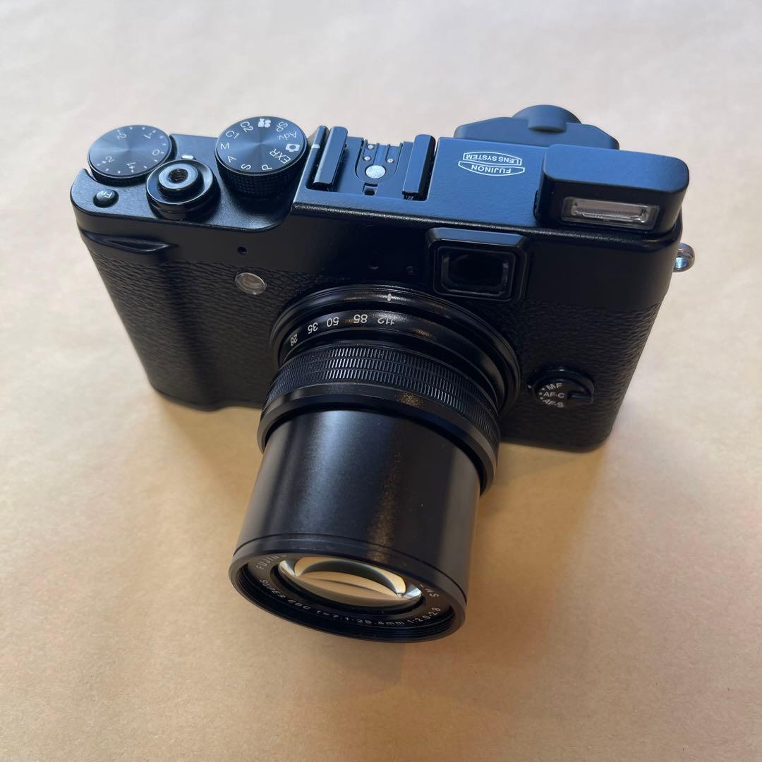 【美品】FUJIFILM X10