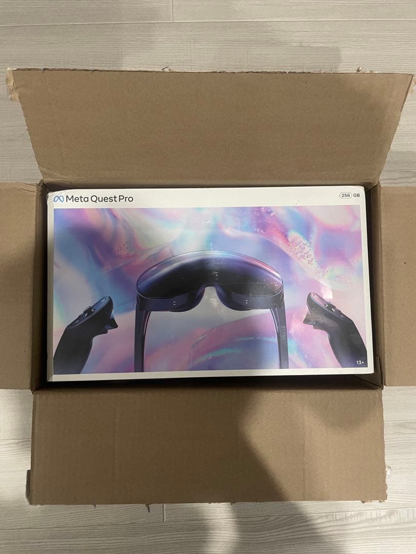 未使用 新品  Quest Pro 256GB VRヘッドセット