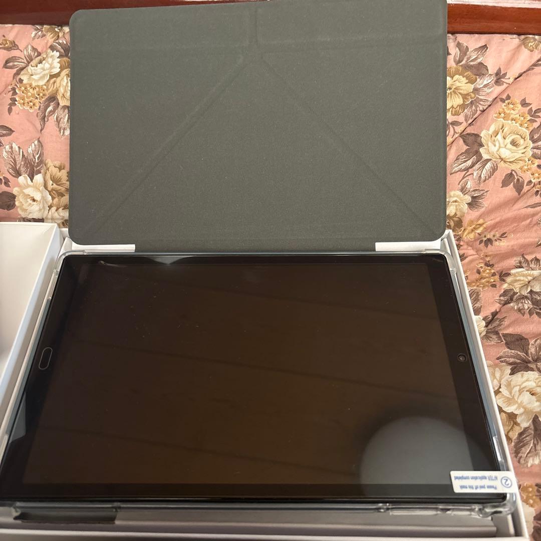 Android Tablet 本体 + キーボード（値下げ交渉可！）