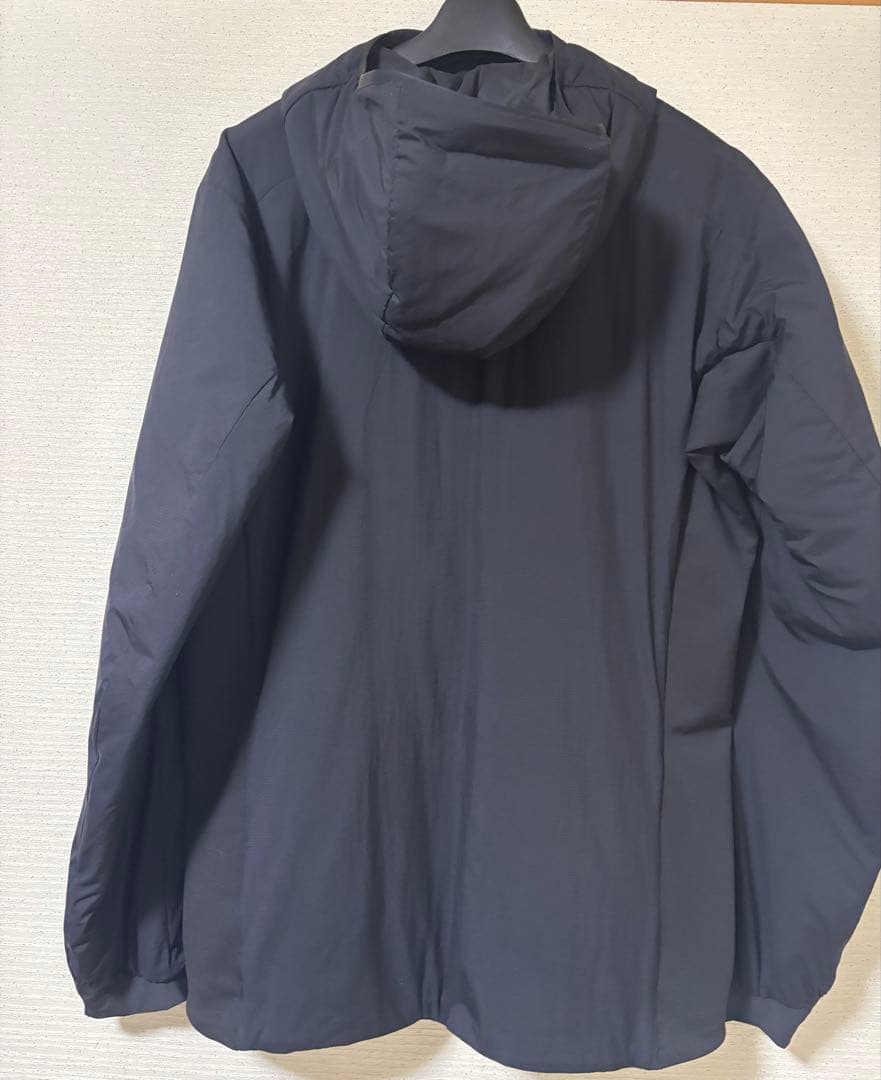 ARC'TERYX ATOM LT HOODY ブラック