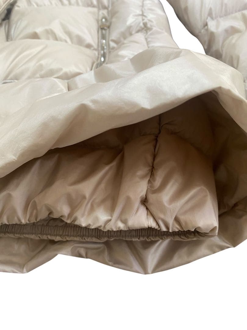 ＊MONCLER モンクレール＊ANET 裾フリル ホワイトベージュ 最安値！