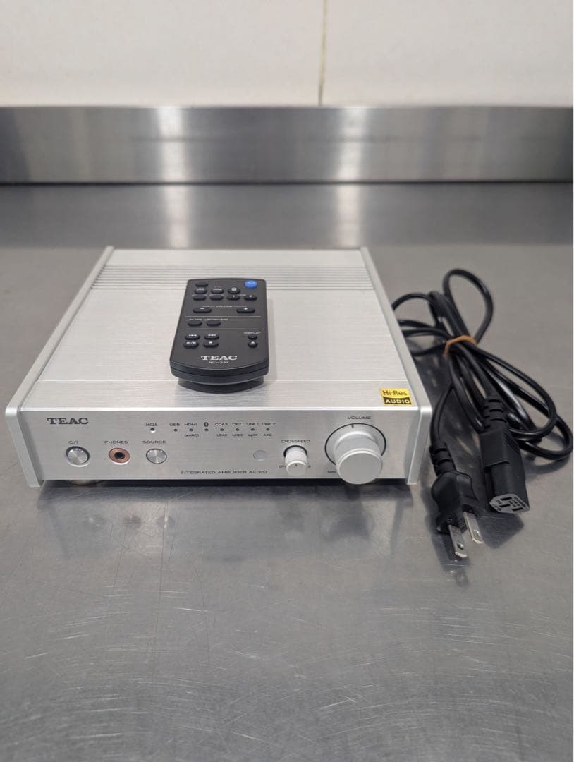 TEAC AI-303 2022年製 シルバー