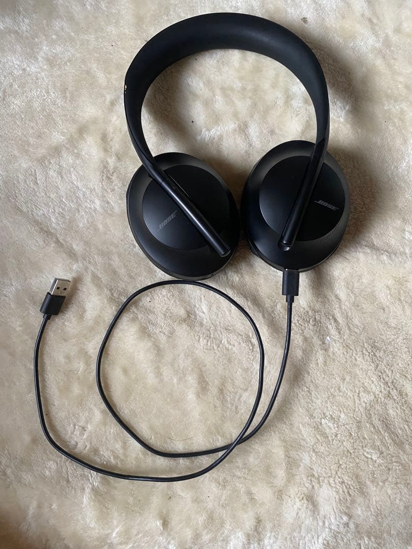 BOSE ノイズキャンセリングヘッドホン 700 ブラック