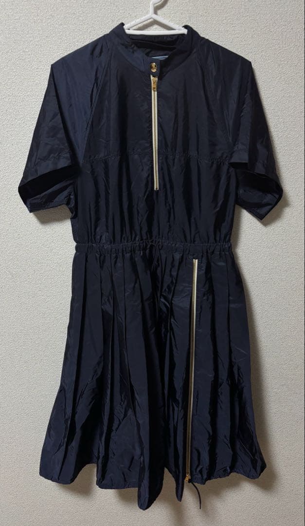 プラダ リナイロン ワンピース ネイビー