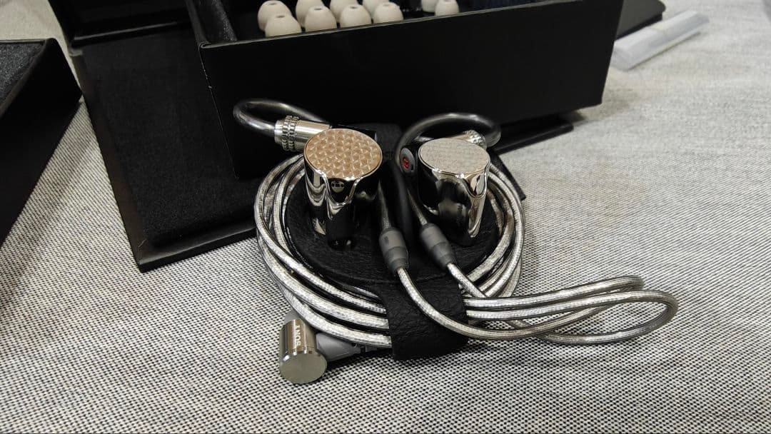 SONY IER-Z1R 有線 イヤホン ハイブリッド ステレオヘッドホン