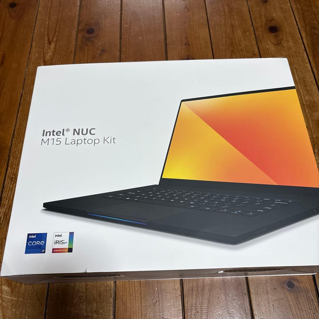 Intel NUC M15 Laptop Kit ジャンク品