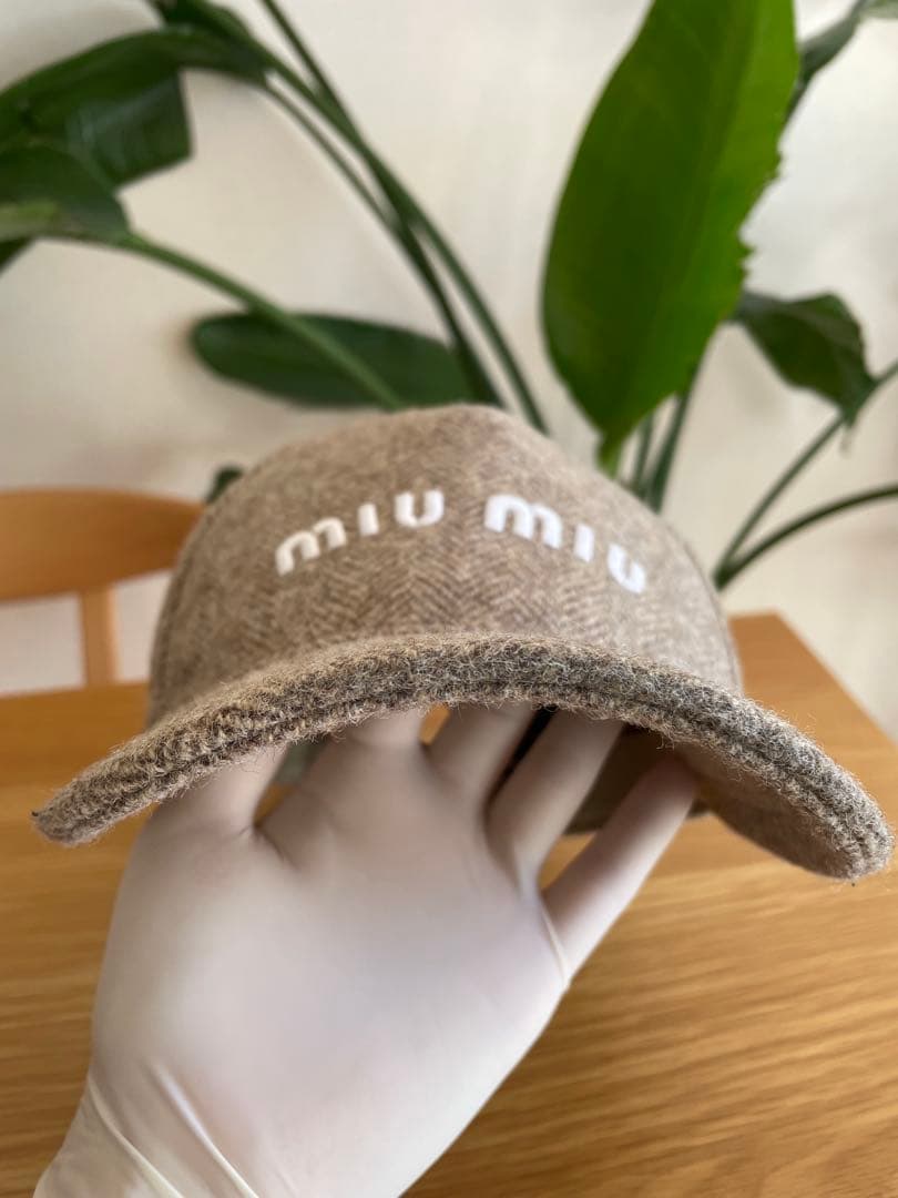 miu miu ベースボールキャップ M