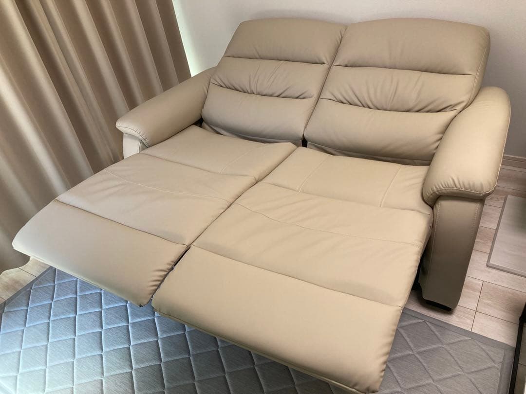 【美品】ニトリ 電動リクライニングソファ nビリーバ 2人掛け ベージュ