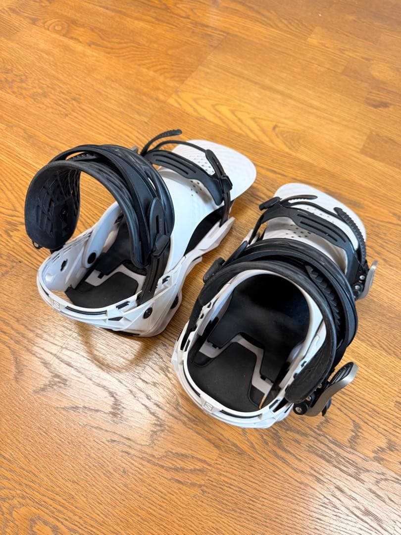 サロモン スノーボード ビンディング　salomon Mサイズ
