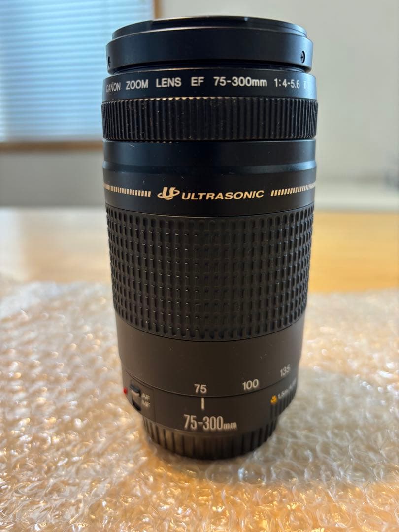 デジタル一眼レフカメラ/Canon EF 75-300㎜ 1:4-5.6 Ⅱ