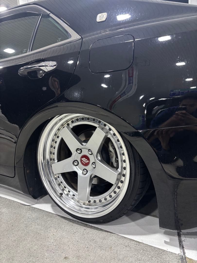 workジスタンス19インチ