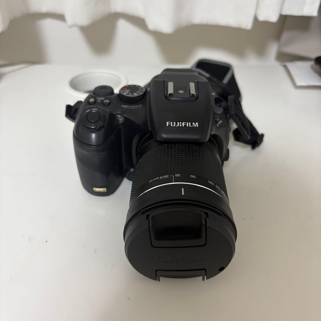 デジタルカメラ FUJIFILM FinePix S200EXR