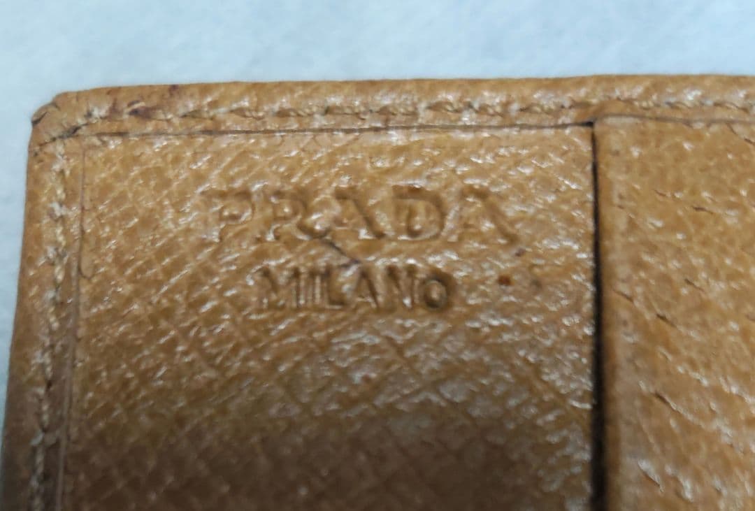 PRADA キャメル レザー 名刺入れ