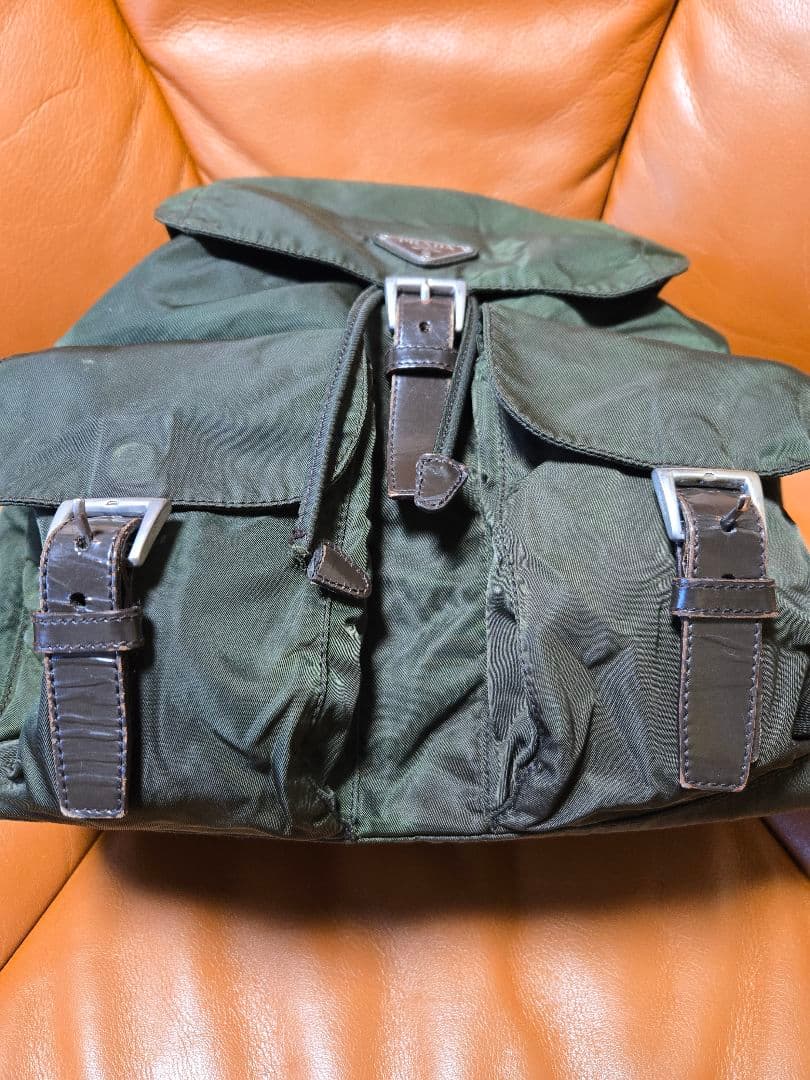 PRADA　プラダ　オリーブグリーン　バックパック　リュック　白タグ