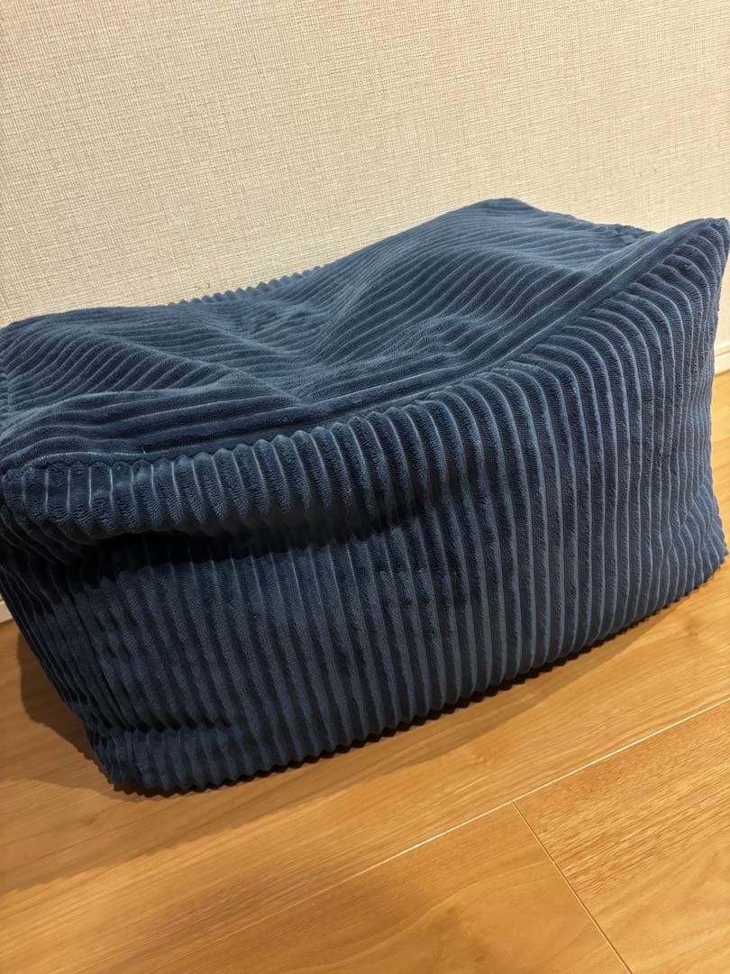 HUGME LOOSY 1人掛けビーズソファ+オットマン ネイビー