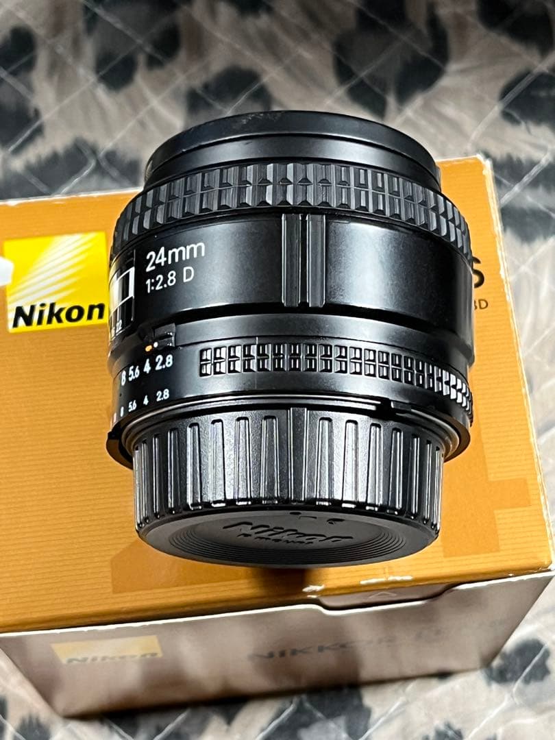 ニコンAF NIKKOR 24mm f2.8D