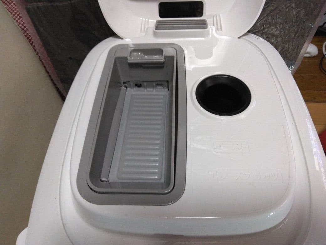 パナソニック SD-BMT2000 ホームベーカリー 2022年製