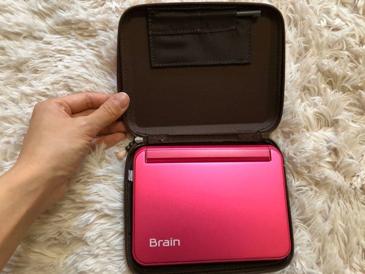 sharp Brain 電子辞書　pw-g5200