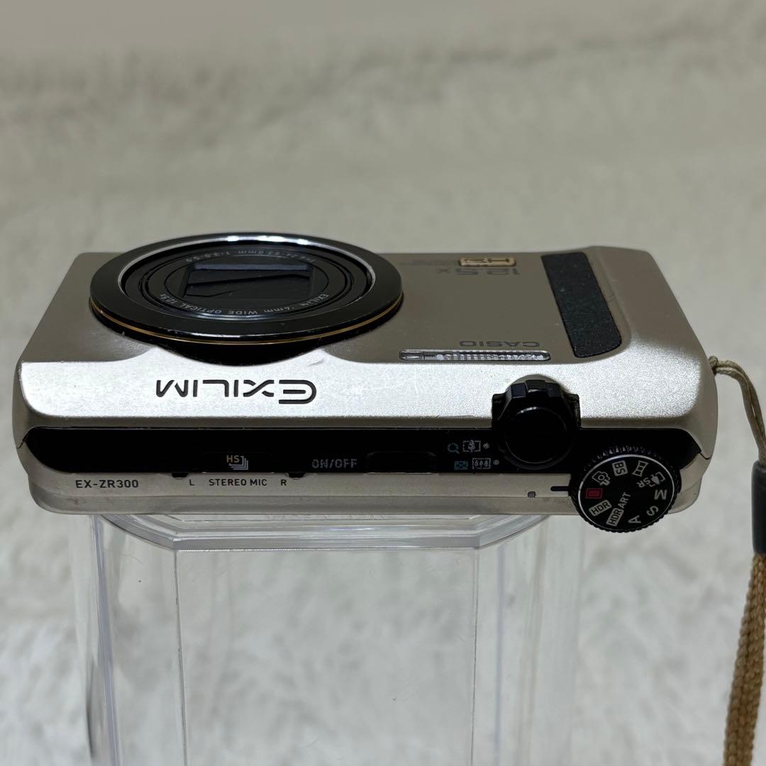 CASIO カメラ　エクシリム　EX-ZR300 ゴールド コンデジ　動作品