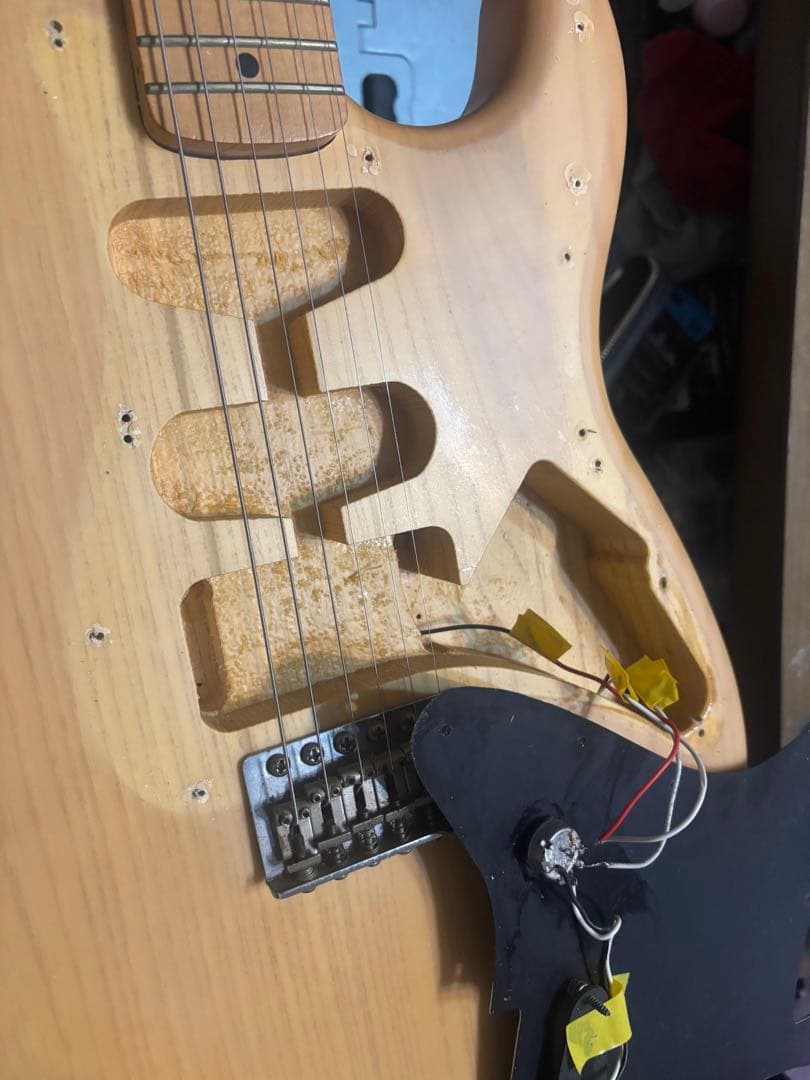 メーカー不明ナチュラルサテンストラトキャスター