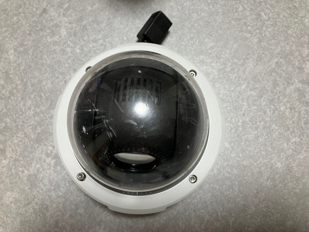 AXIS M5255-E PTZドームカメラ