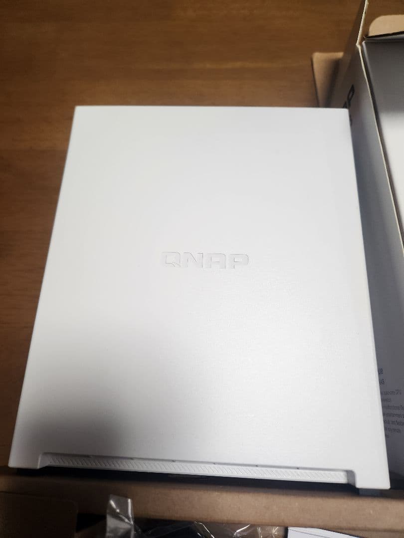 QNAP TS-133 NAS（ネットワークHDD）