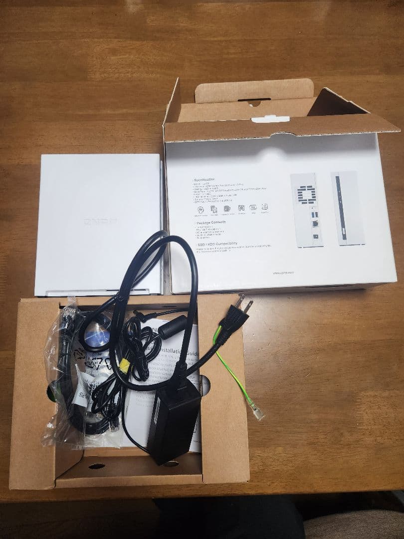 QNAP TS-133 NAS（ネットワークHDD）