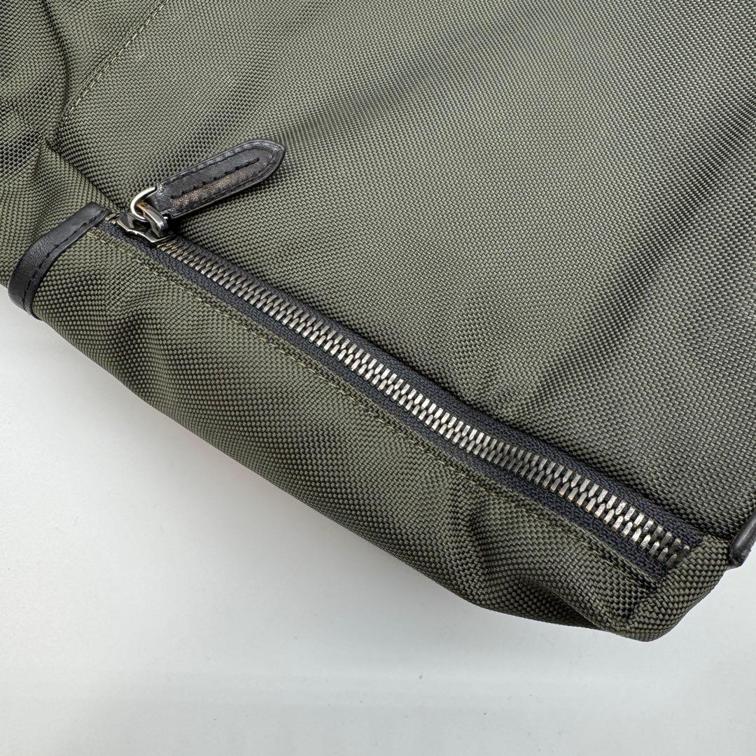 【良品】TUMI 日本限定 トートバッグ JARVIS カーキ 肩掛け トゥミ