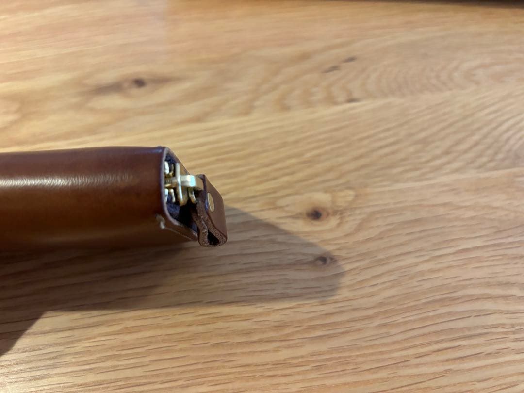 ヘルツ　フルジップミニ財布