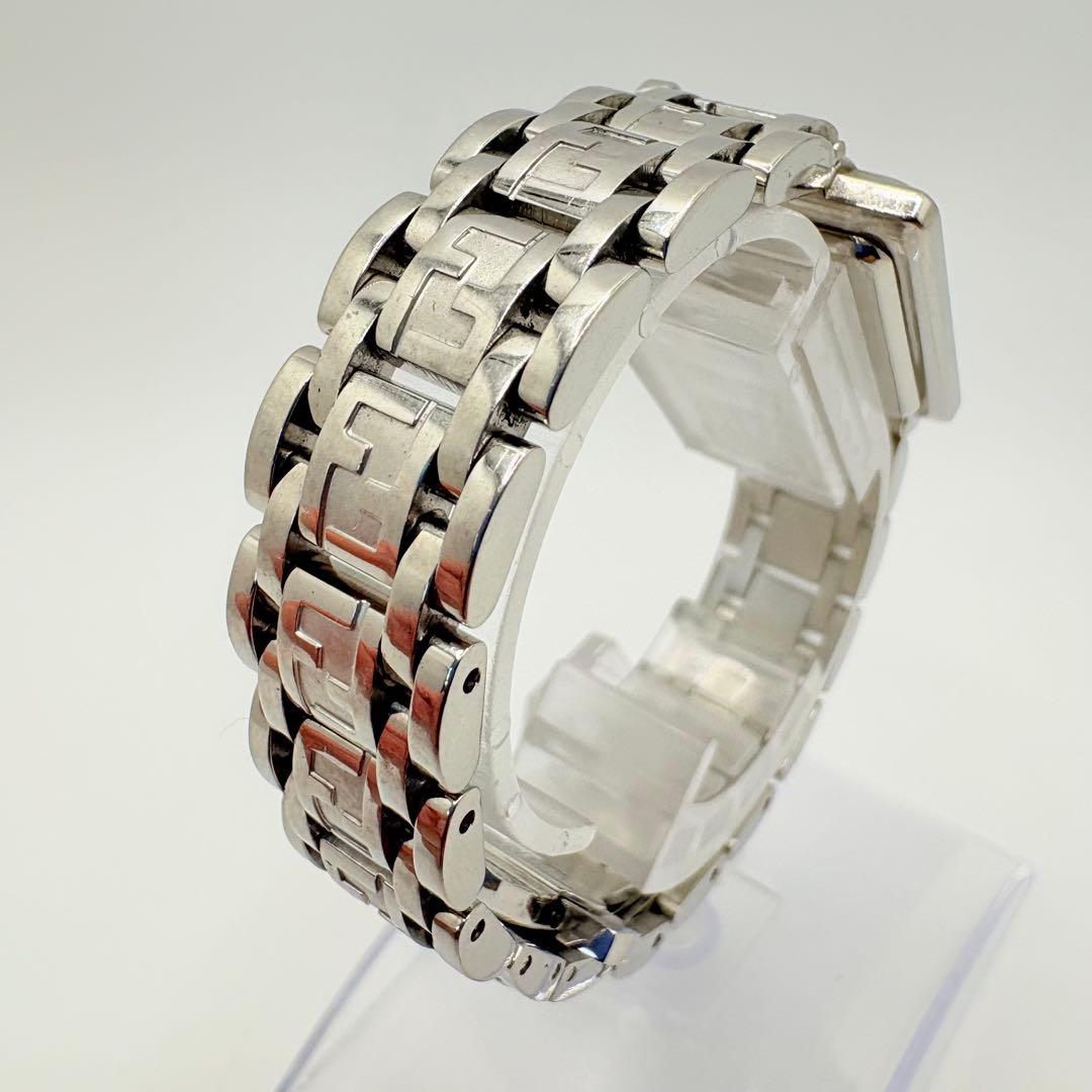 FENDI フェンディ 稼働 腕時計 シルバー 希少 レディース レア スクエア