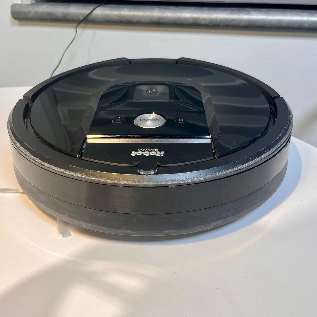 【少し訳あり美品】iRobot ルンバ 980 フィルターとブラシは新品に交換済