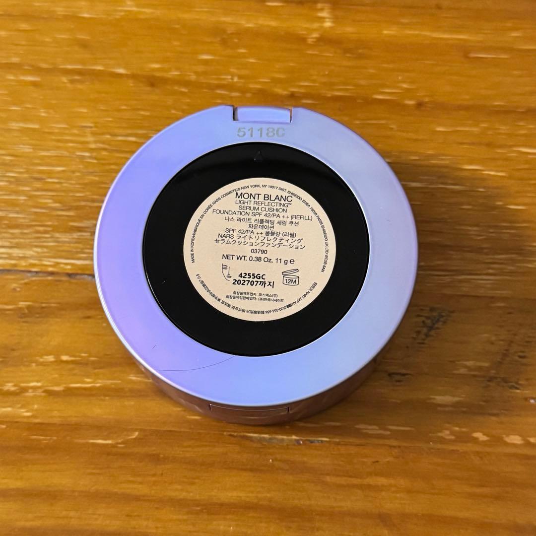 NARS ホリデー限定　ケース+クッションファンデーション セット