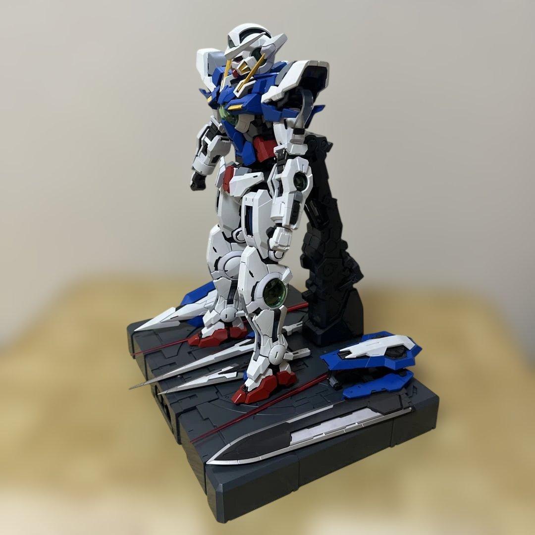 PG ガンダム00 エクシア LIGHTING プラモデル