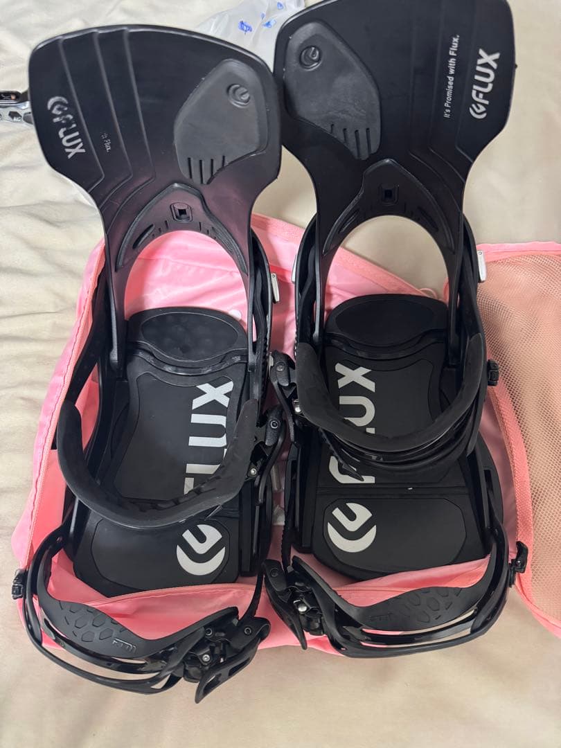 スノボー　ビンディング　FLUX XFモデル