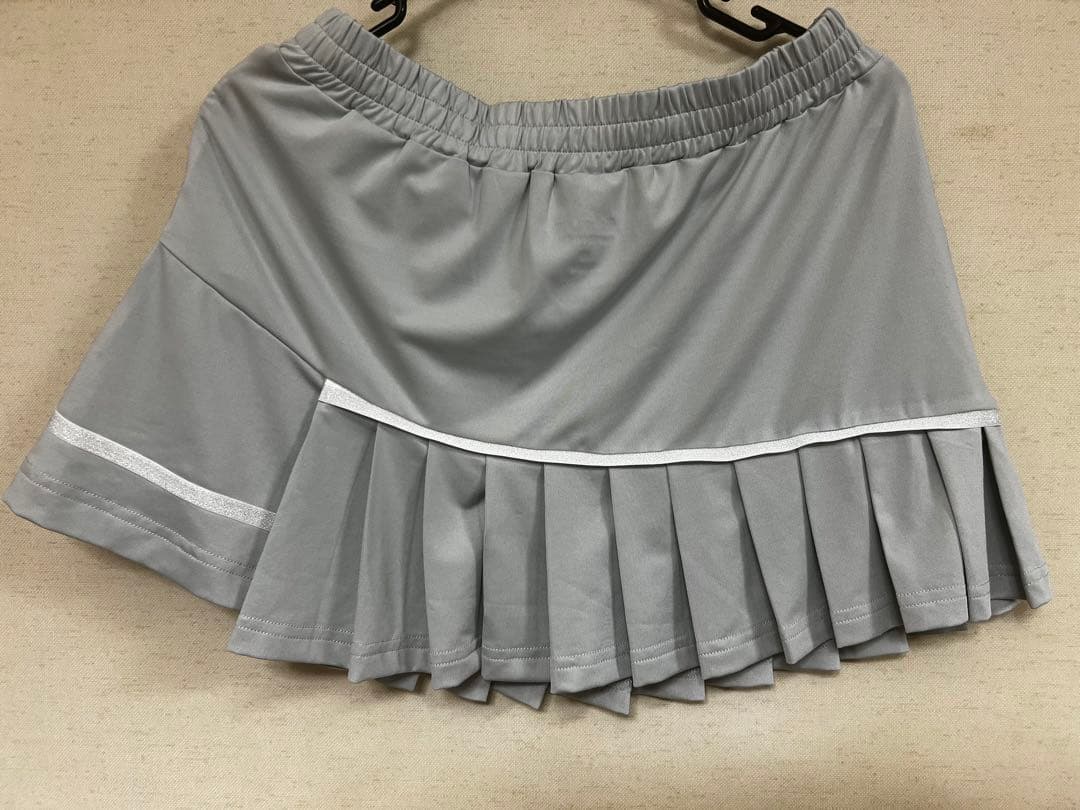 完売品Admiral ATLA32W-19 テニススカート M グレー