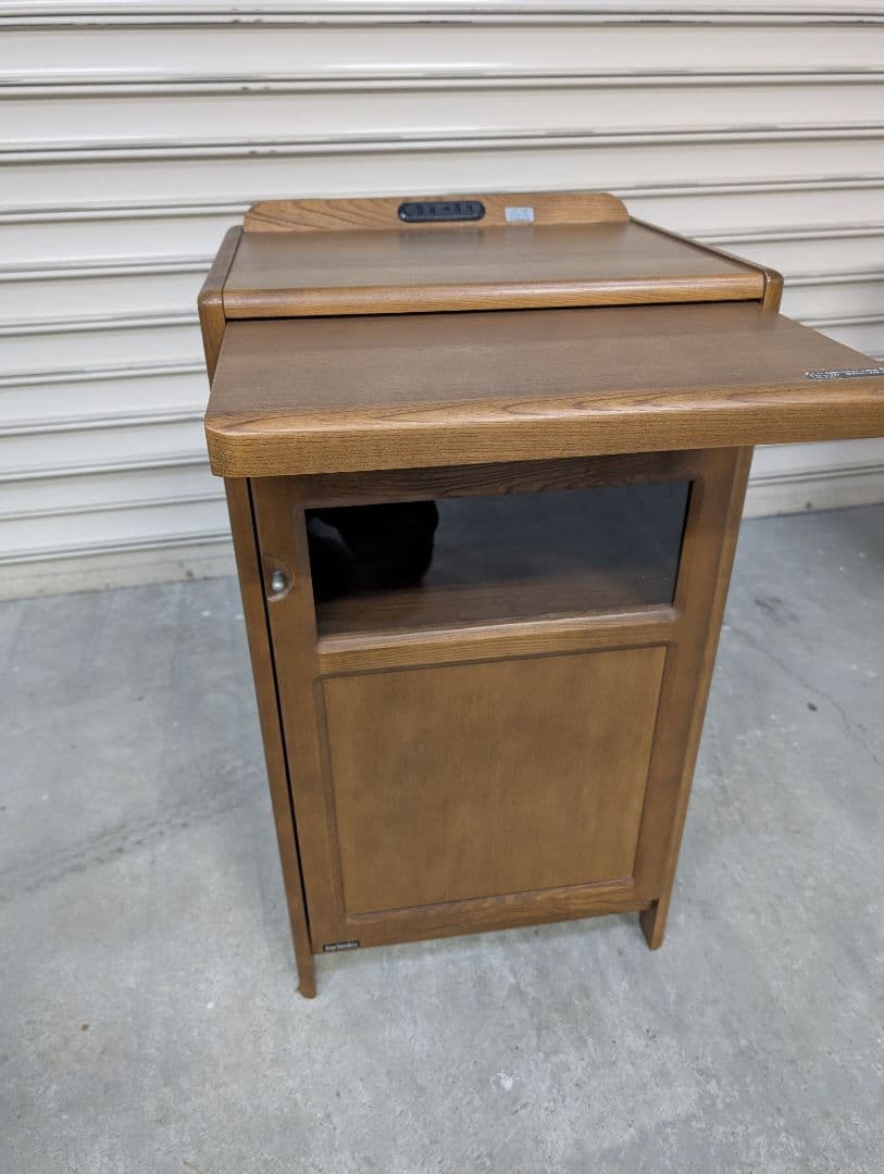 【送料込み】karimoku カリモク FAX台 ガラスキャビネット