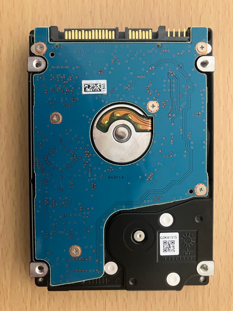 美品●東芝 ￼MQ04ABD200 2TB 2.5インチHDD SMART完璧
