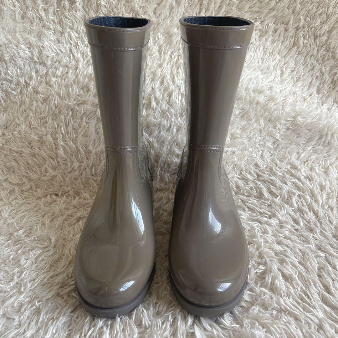プラダ　レインブーツ　三角ロゴ　グレージュ　36 長靴　ラバー素材