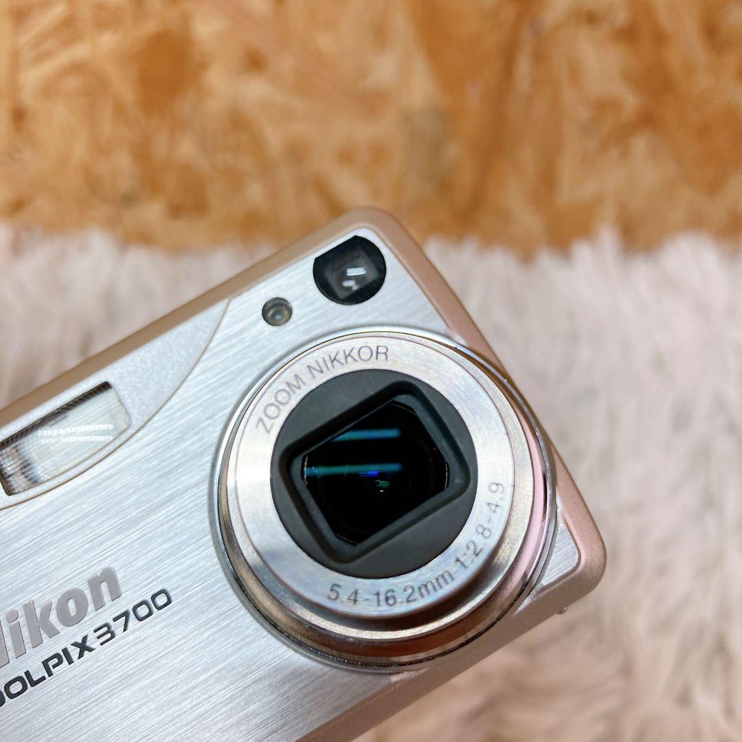 NIKON coolpix 3700 デジカメ　本体