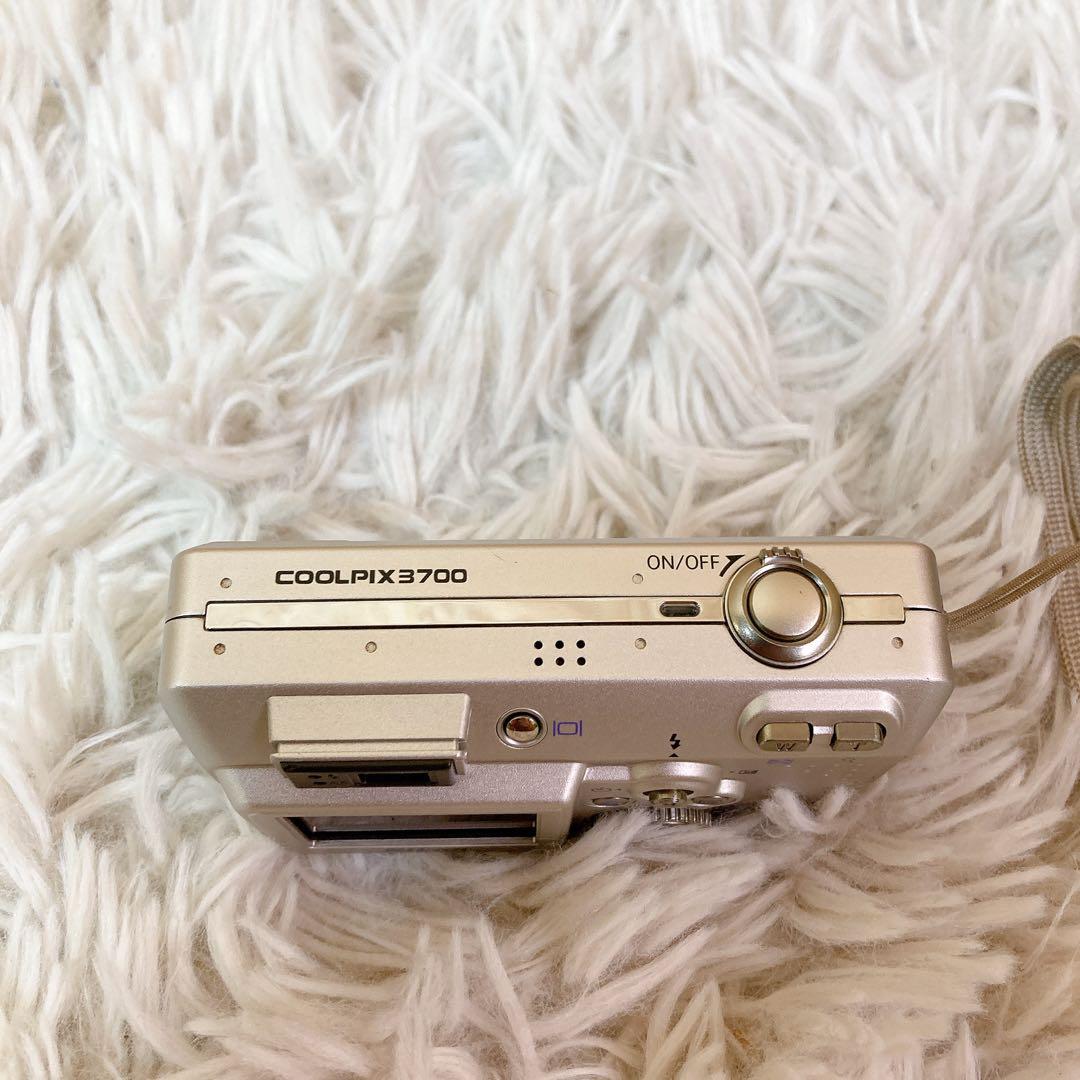 NIKON coolpix 3700 デジカメ　本体