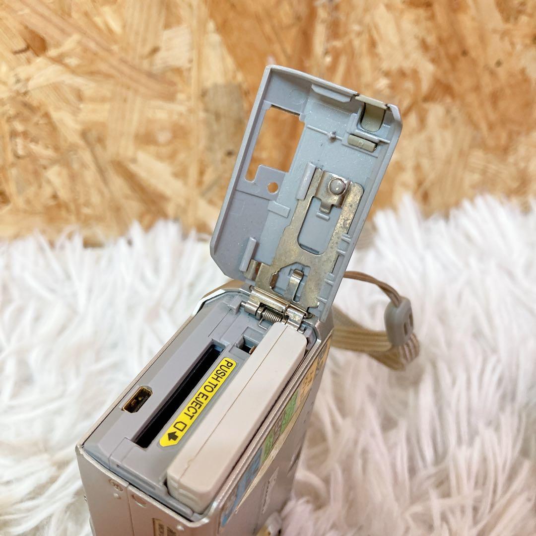 NIKON coolpix 3700 デジカメ　本体