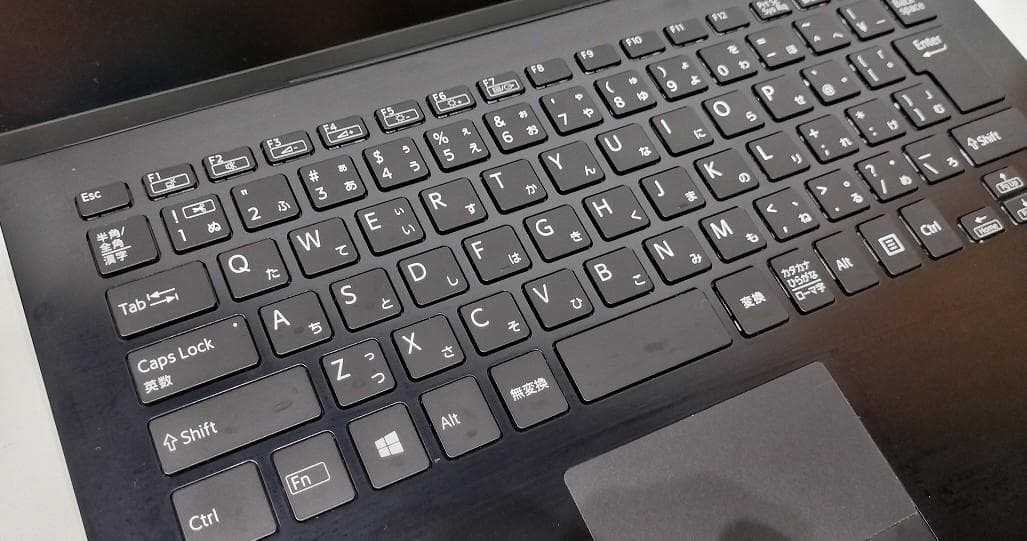 くまVAIO 8世代 VJPK11C11N 4GB 128GB