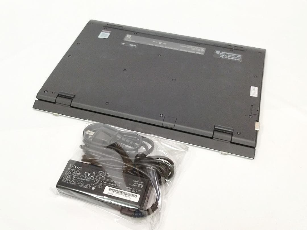 くまVAIO 8世代 VJPK11C11N 4GB 128GB