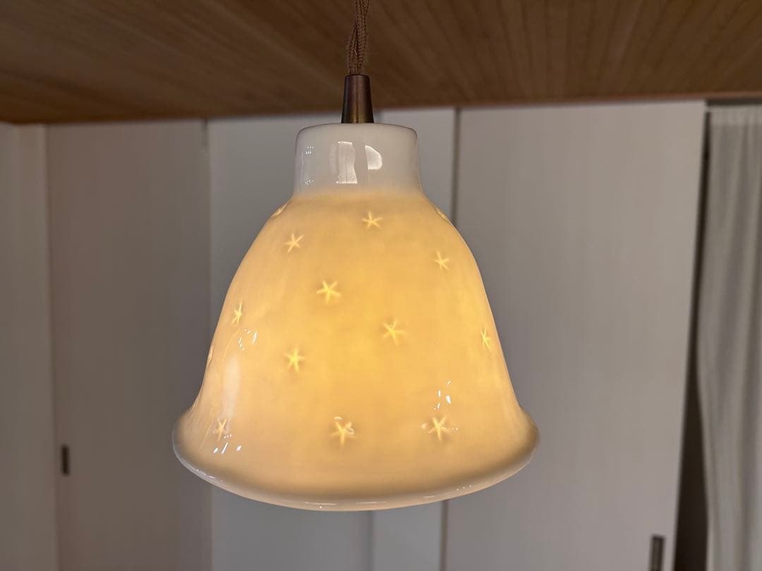 週末限定値下げ　イギリス　アンティーク　ホワイト　ペンダントライト 星型