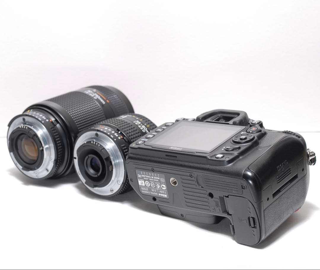 高速連写✨Nikon D7000✨ニコン✨ダブルレンズスポーツ観戦におすすめ✨