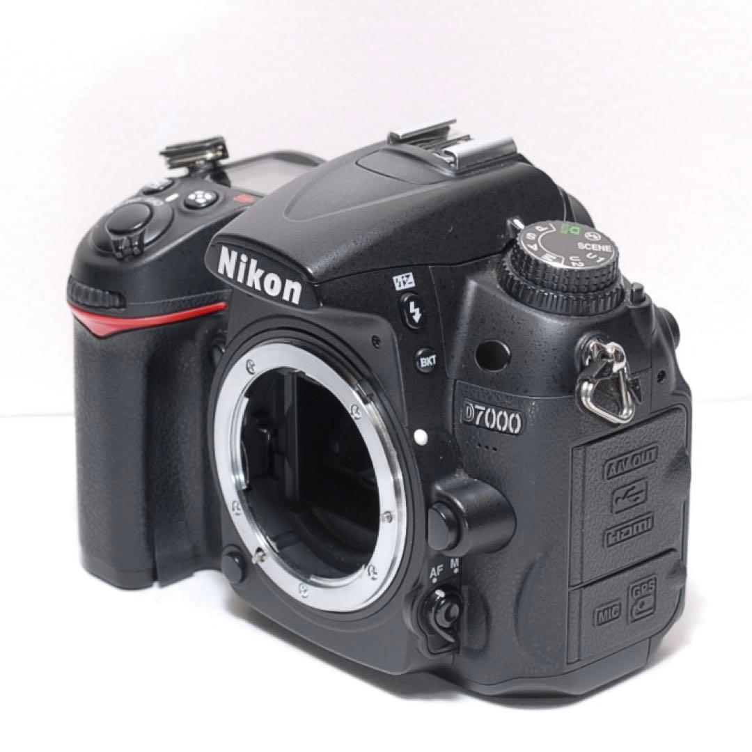高速連写✨Nikon D7000✨ニコン✨ダブルレンズスポーツ観戦におすすめ✨