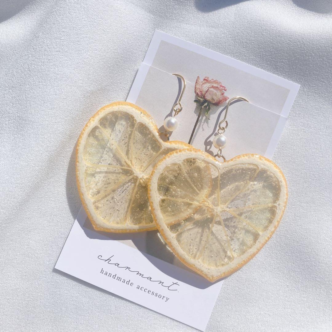 薔薇ピアス∗*゜/プリザーブドフラワー