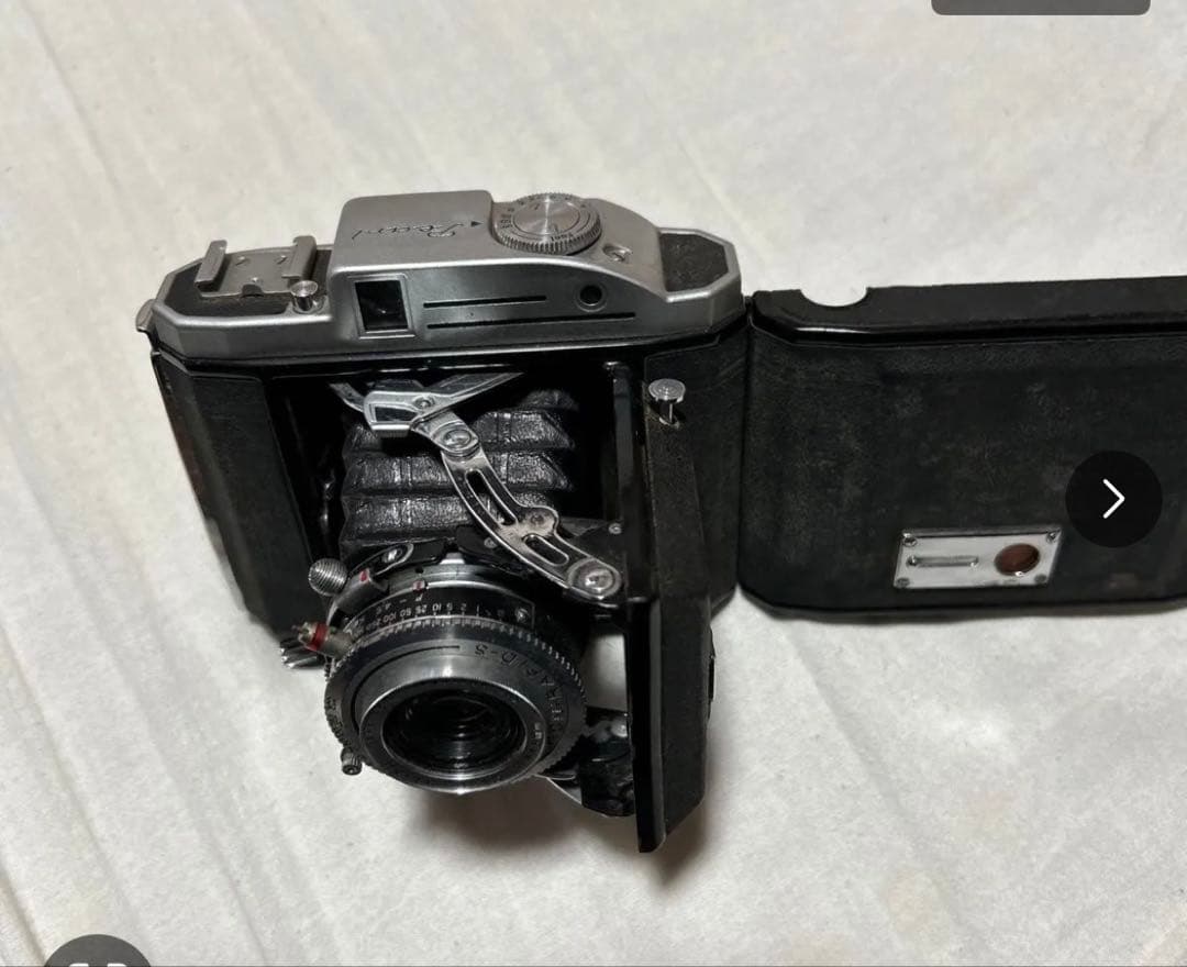 コニカ（Konica）のPearl III（パールIII）蛇腹カメラ アンティー