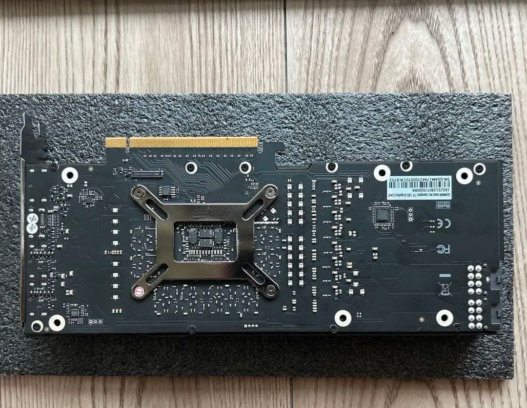 GUNNIR intel ARC A750 グラフィックボード