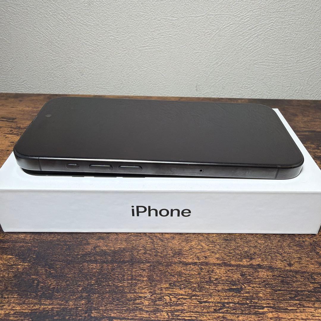 iPhone15Pro SIMフリー　箱、充電ケーブル、ピン付　128GB